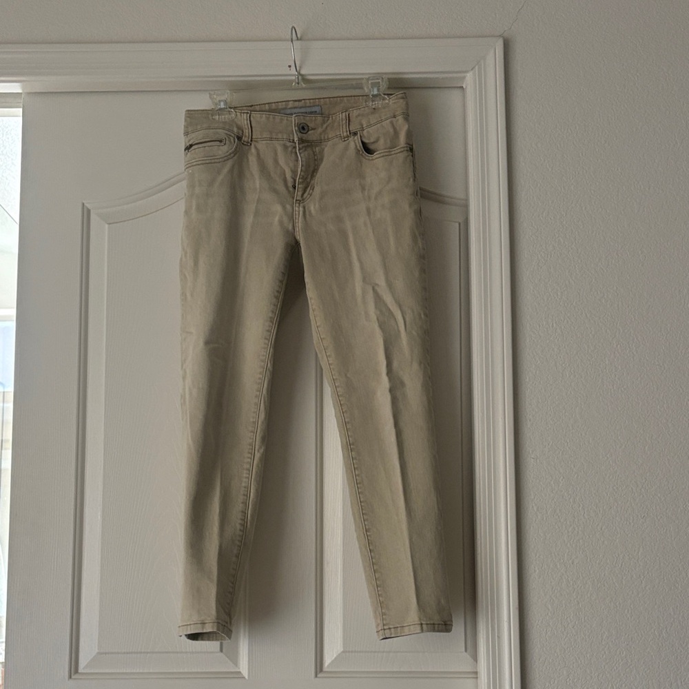 Chico's Beige Ankle Jeans